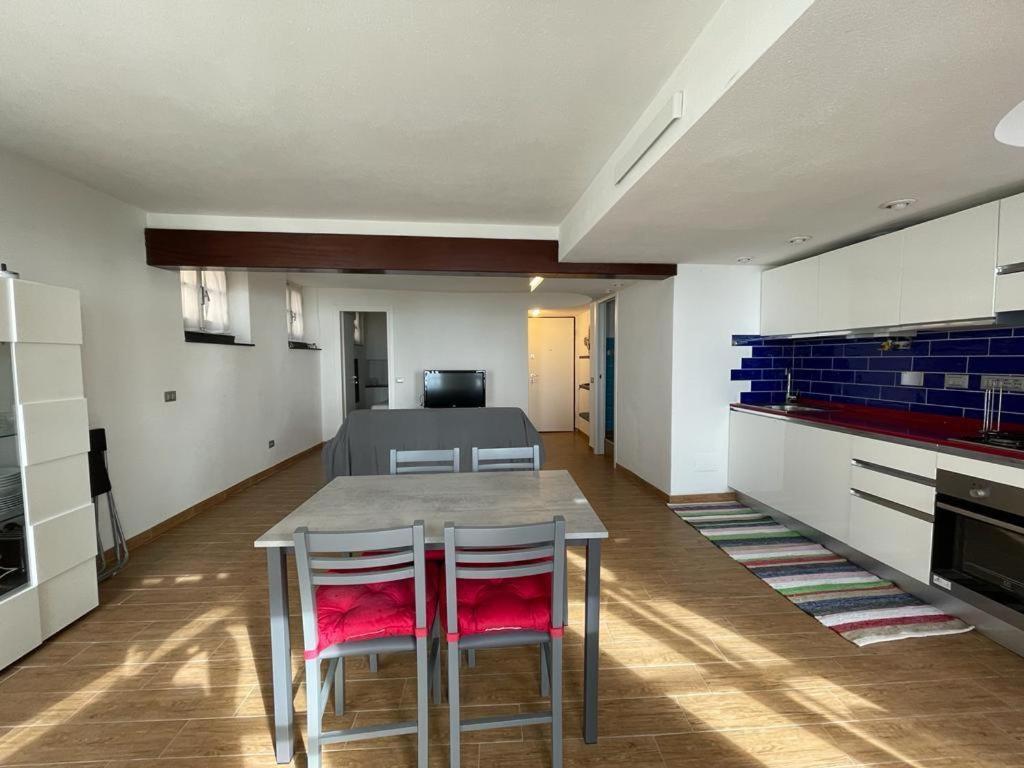 Nuovo Bilocale Frontemare Apartment Varazze Exterior photo